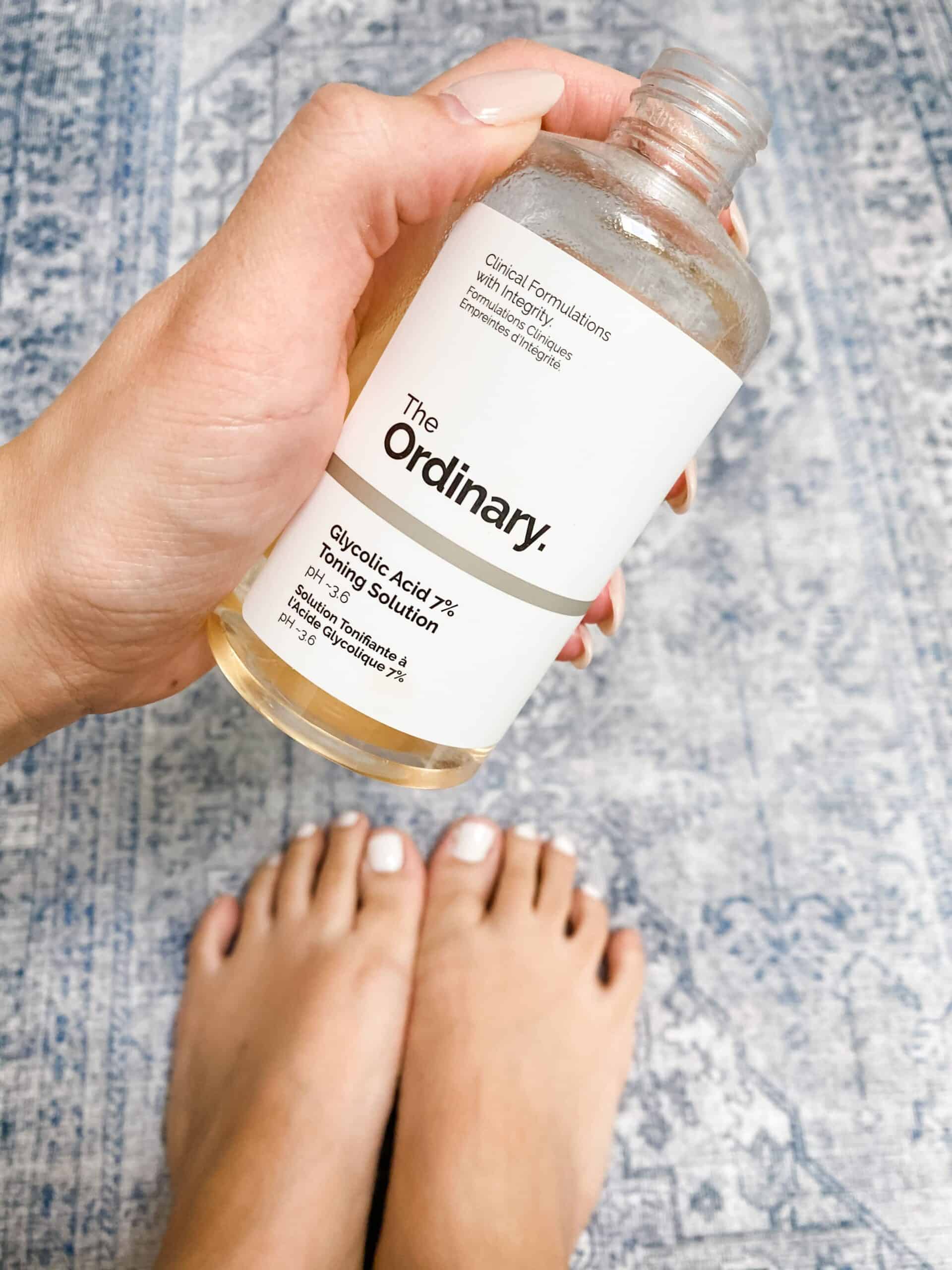 I Tried The Glycolic Acid Hack For Dry, Cracked Feet